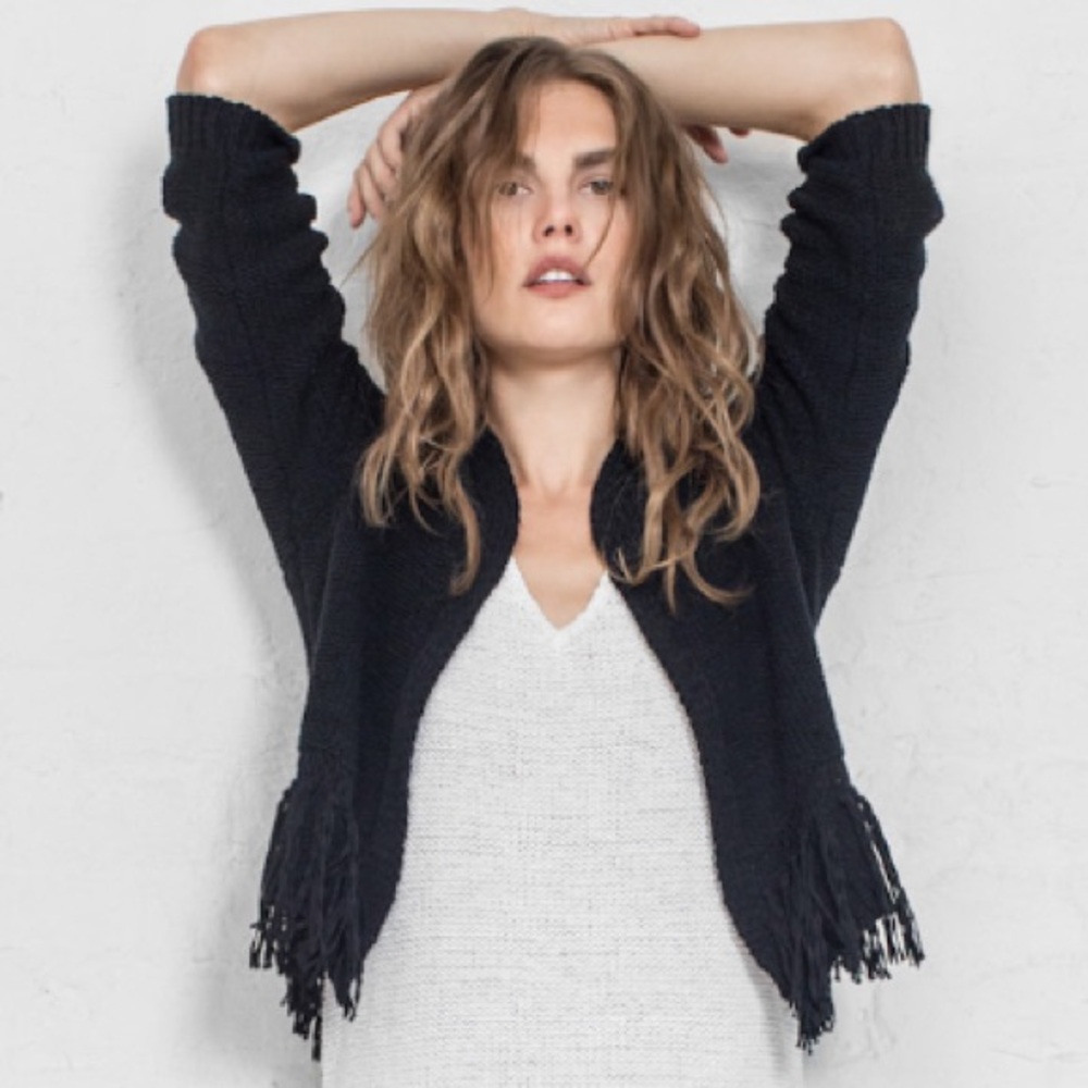 Leo & Sage Black Fringe Knit Jacket - Picture 1 of 8